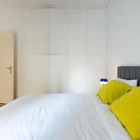 Spacious Downtown Апартаменты Афины