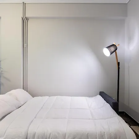 Apartment Spacious Downtown Athen